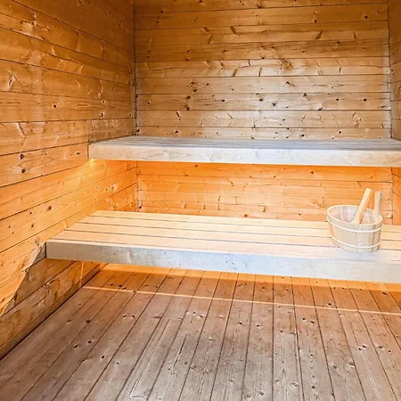 Front In With Sauna Feriehus